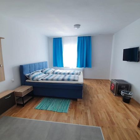 Pop'S Rooms - Transilvania Boheimkirchen Dış mekan fotoğraf