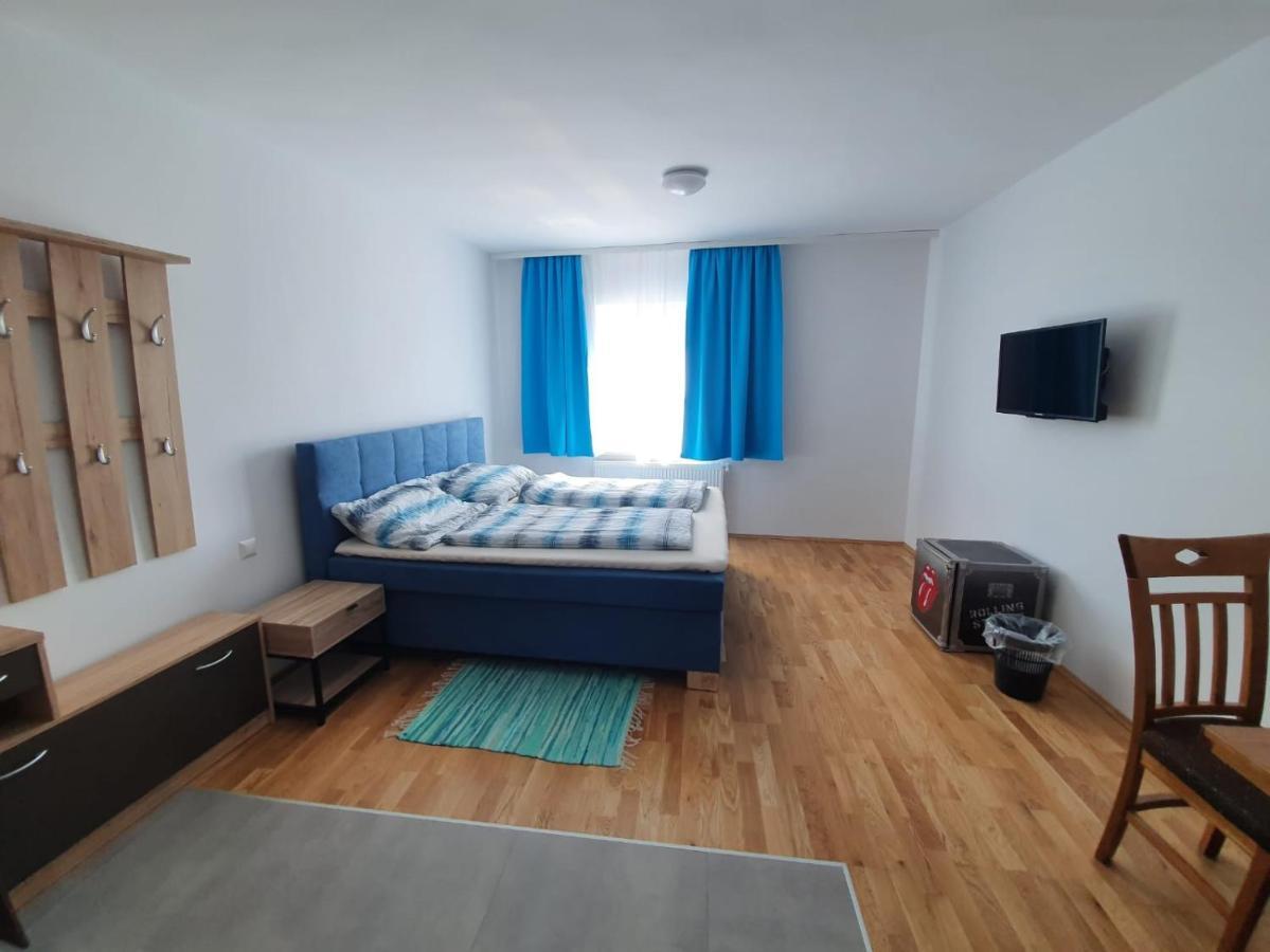 Pop'S Rooms - Transilvania Boheimkirchen Dış mekan fotoğraf