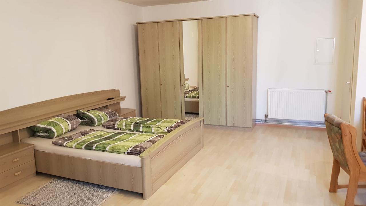 Pop'S Rooms - Transilvania Boheimkirchen Dış mekan fotoğraf
